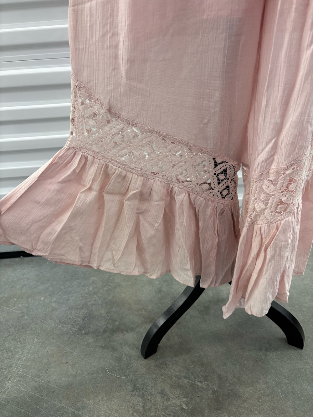 The Clothing Company Jumpsuit Woman’s Size Medium Pink Lace Details Boho - Picture 6 of 8